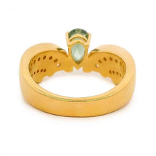 Pear Shape Alexandrite Ring With V Shape Diamond Band